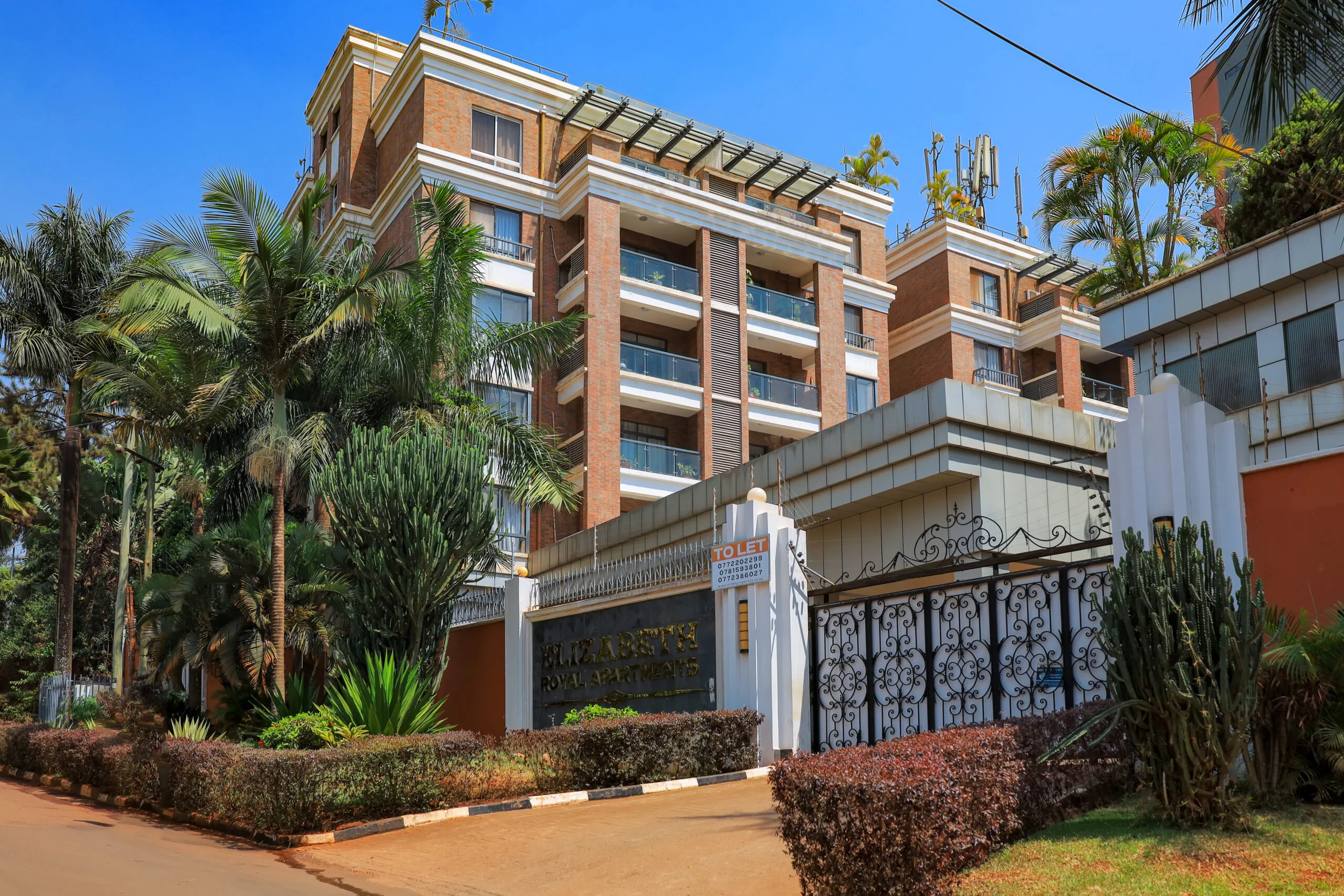 Elizabeth Royal Apartments